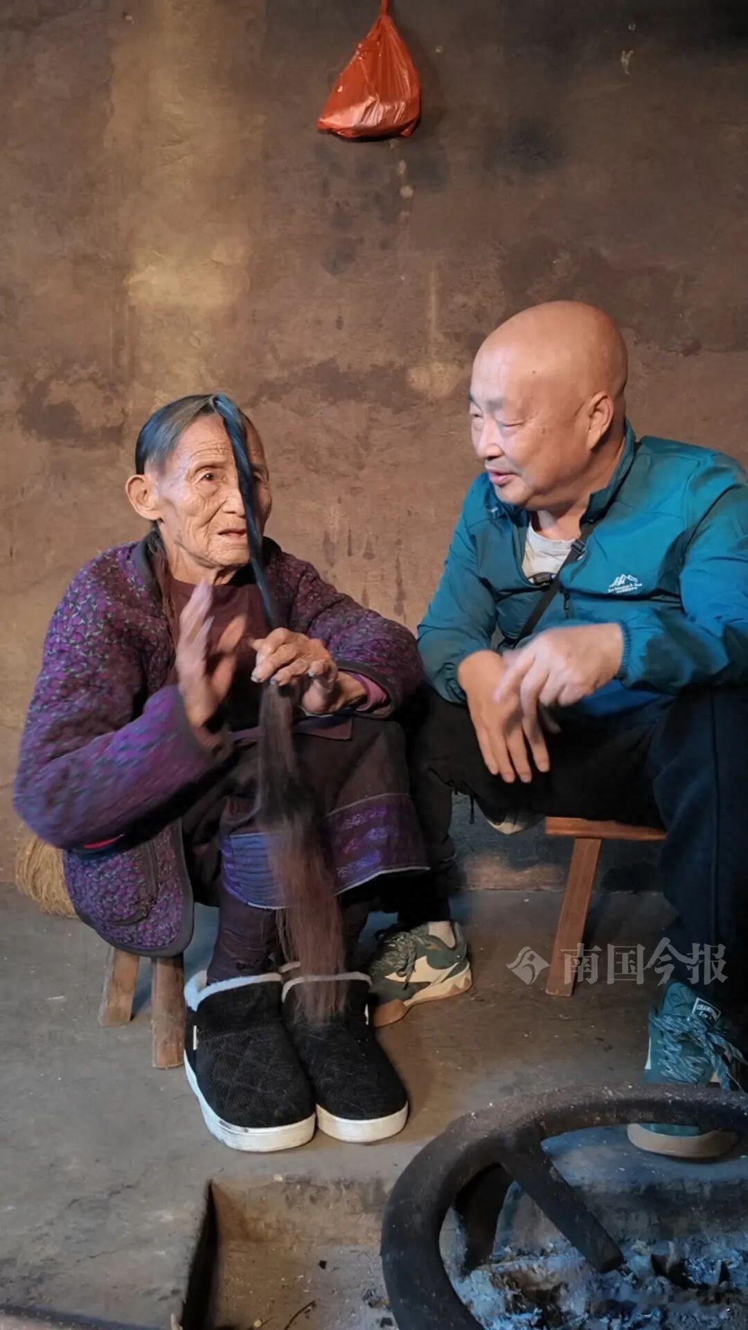 柳州109岁“黑发阿婆”火了！她的日常习惯，你能坚持几个？🤫广西柳州一个叫