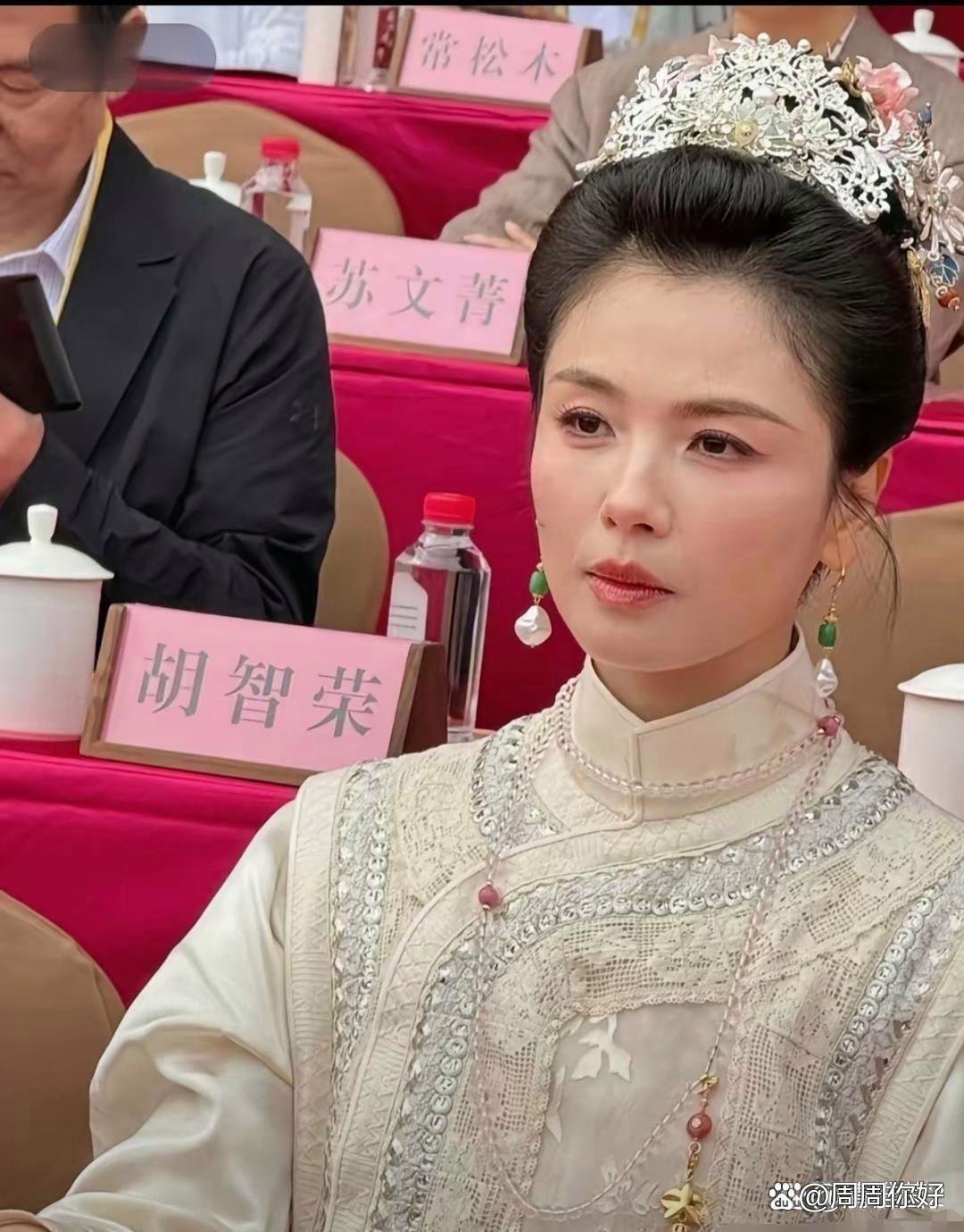 面相是骗不了人的，我奶奶会看一点面相，我把刘涛的照片给她看，问她：为什么明明她颧