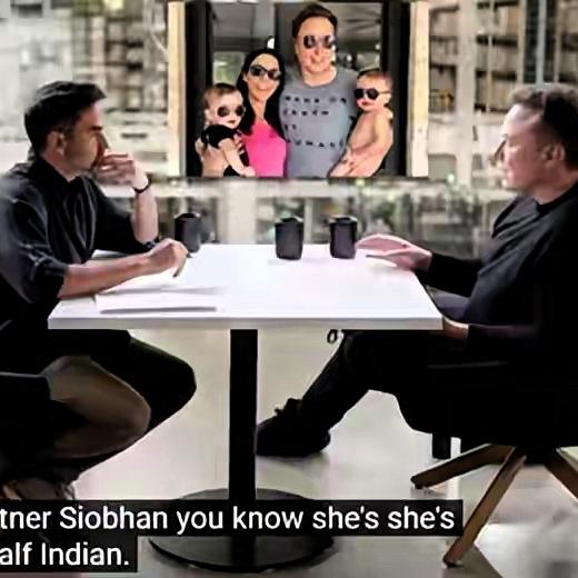 “世界首富生孩子卷成这样？马斯克官宣小15岁AI高管女友，两人已连生4个娃！”