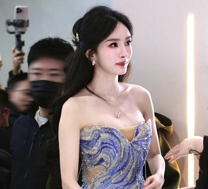 究竟是什么状态，能让杨幂的生图永远稳定输出？不得不说幂姐的美貌暴击实在让人