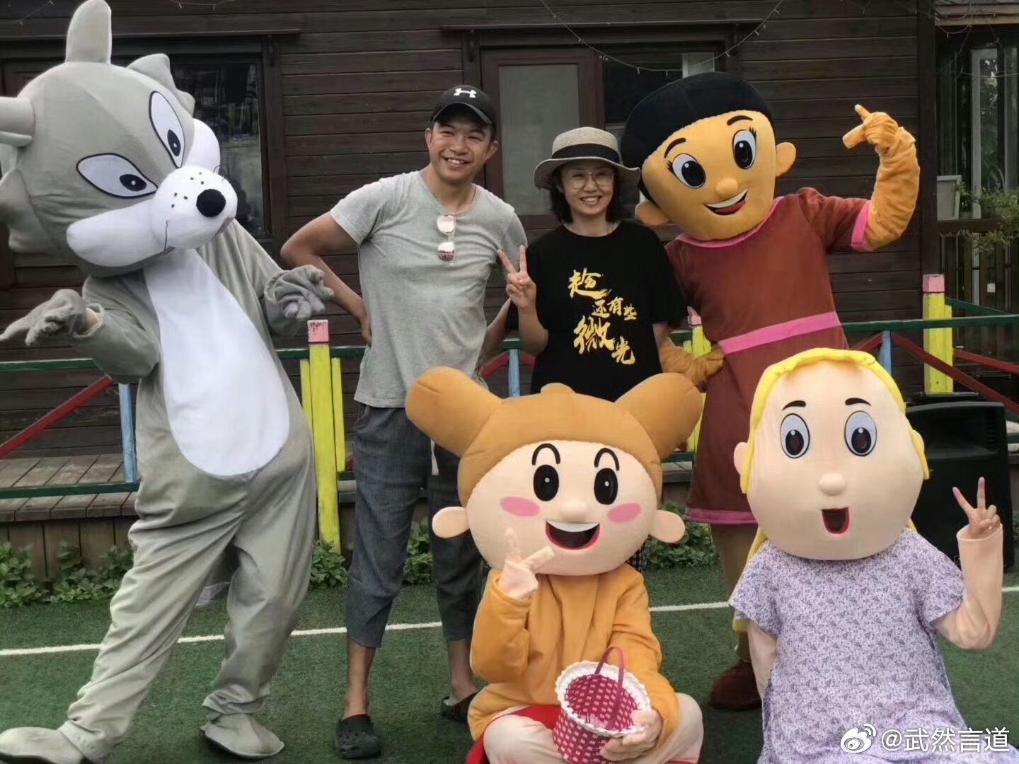 小姑娘你也竟不惑了时间飕飕过去弹指一挥间。图片按时间顺序。。。