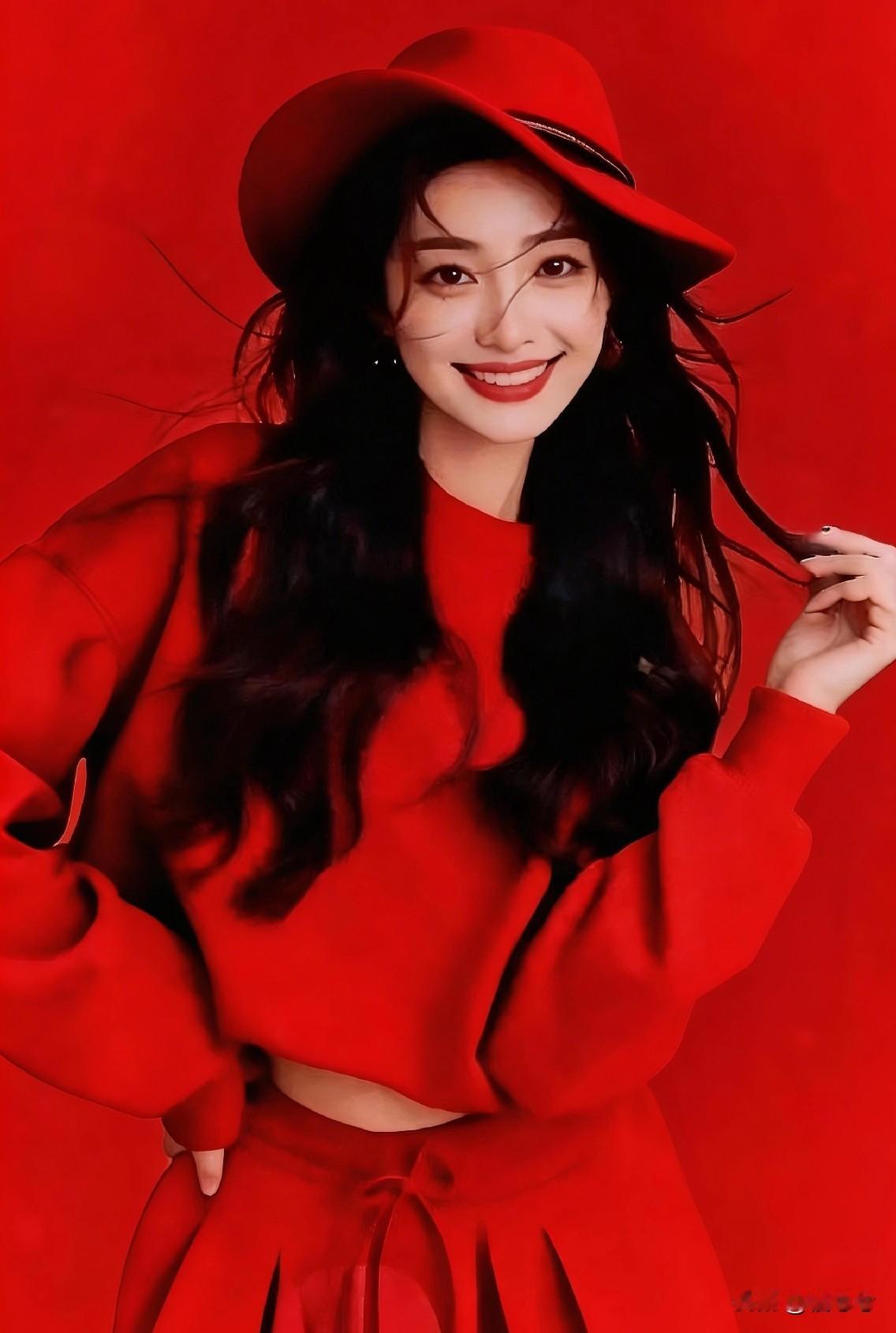 人到低谷，最该做的不是诉苦求助，而是闭嘴、隐身、死磕自己。混得不好时，少露