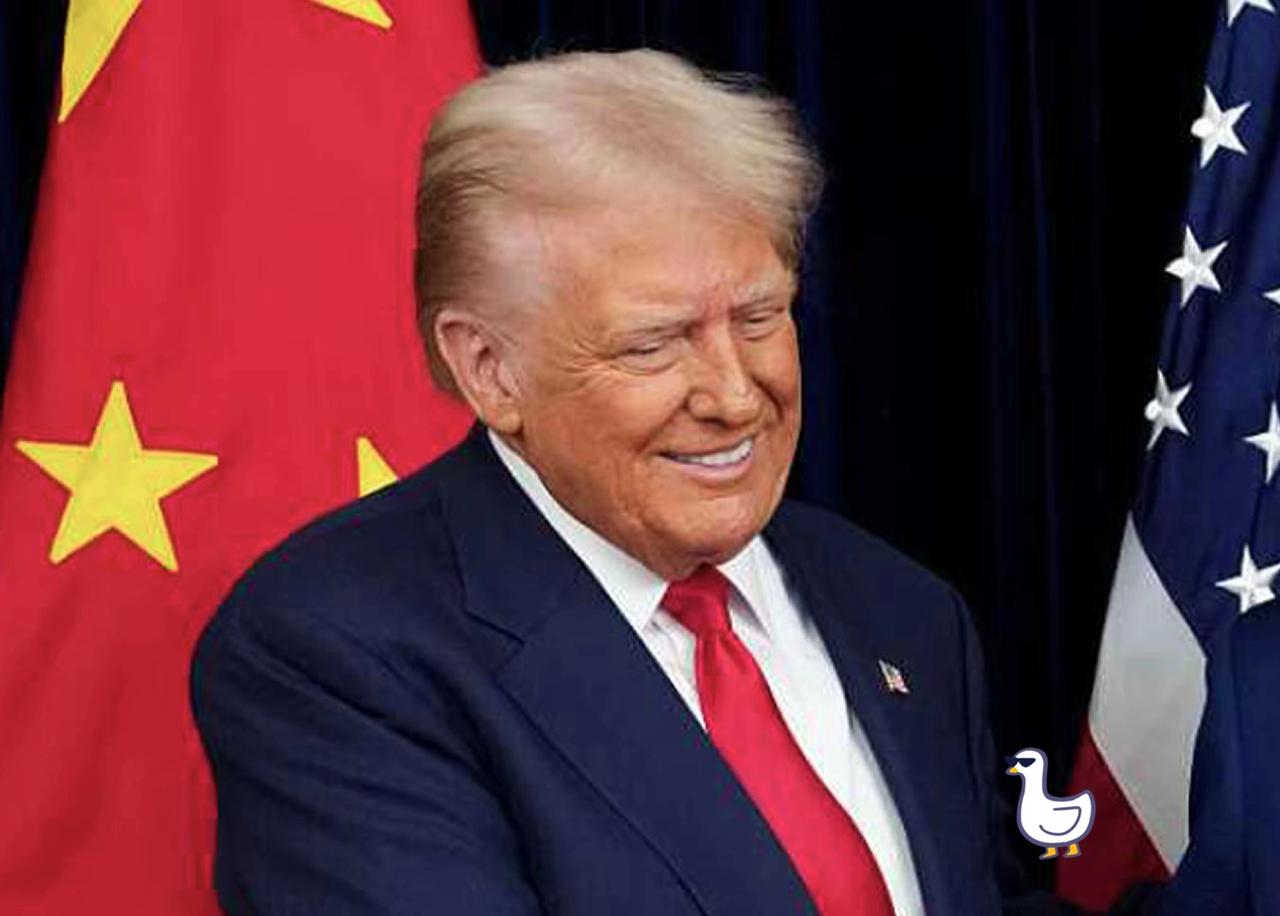 果然被我猜中了。美国众议院突然宣布了！10月30日，美国众议院的工作人员收