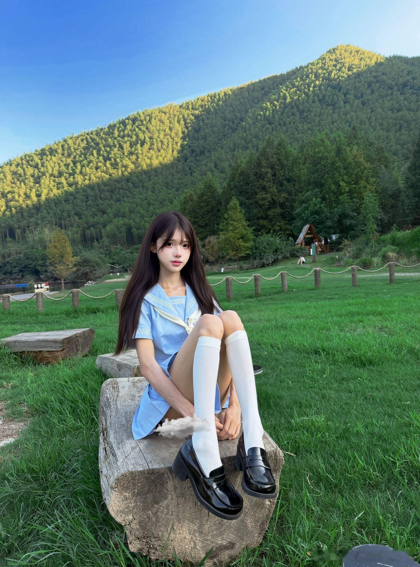 少女的骨感美！