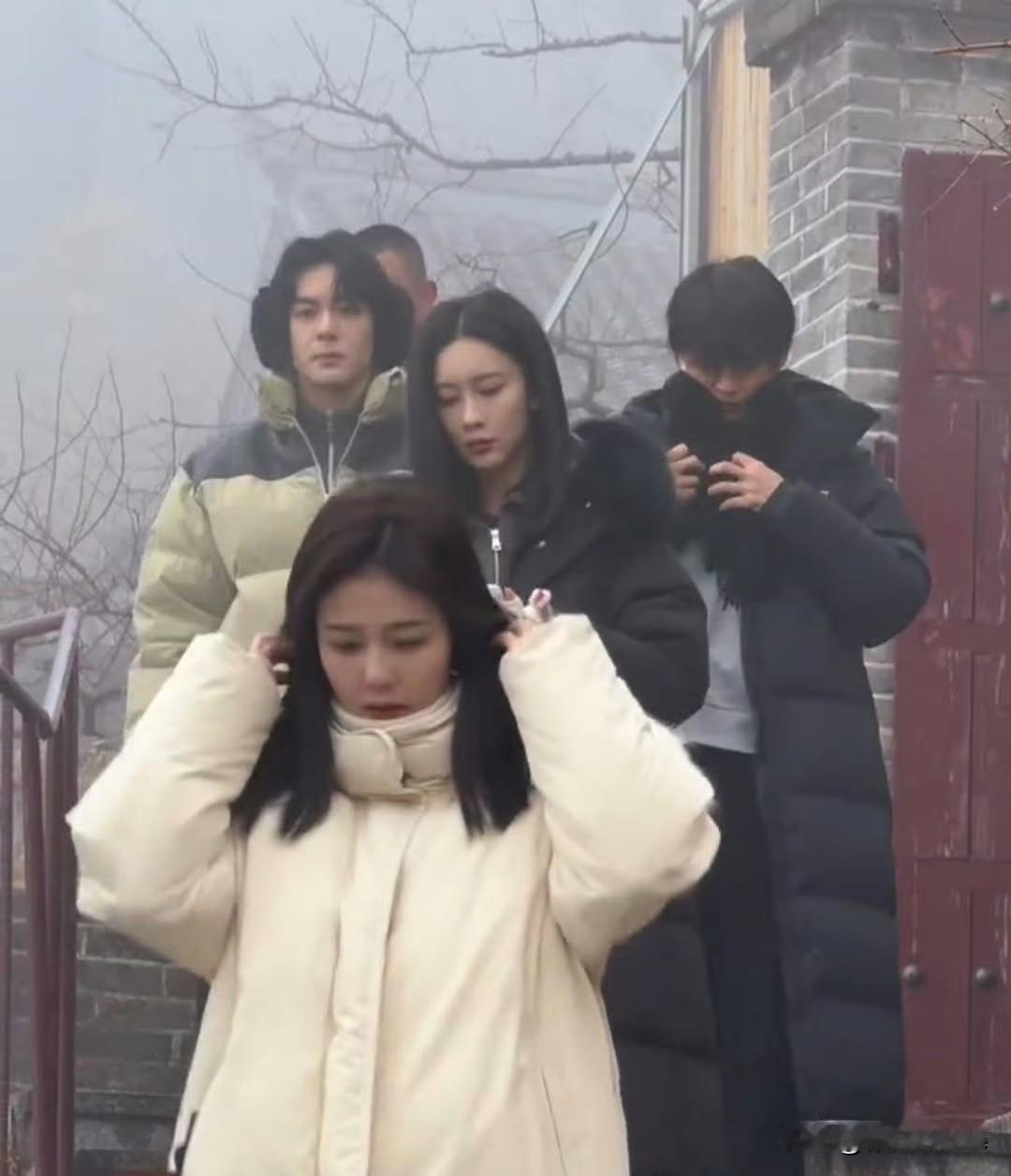 2月10日，孟子义，白鹿，曾舜晞同游大孤山，看他们三个同框，站在曾舜晞的角度，有