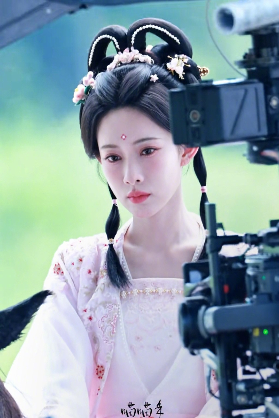 《尚公主》女一女二，这俩发型不够贴脸🙉黄薇尚公主妆造​​​