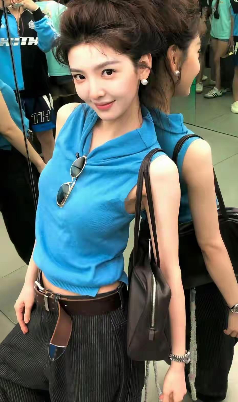 孟子义章若楠白鹿出镜录《跑男》，同穿蓝衬衫，谁更漂亮一眼便知