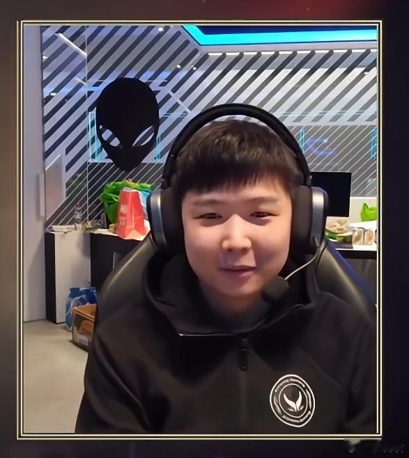 主持人采访Nisha，Nisha说最不想和Falcons打，最想打的是OG、BB