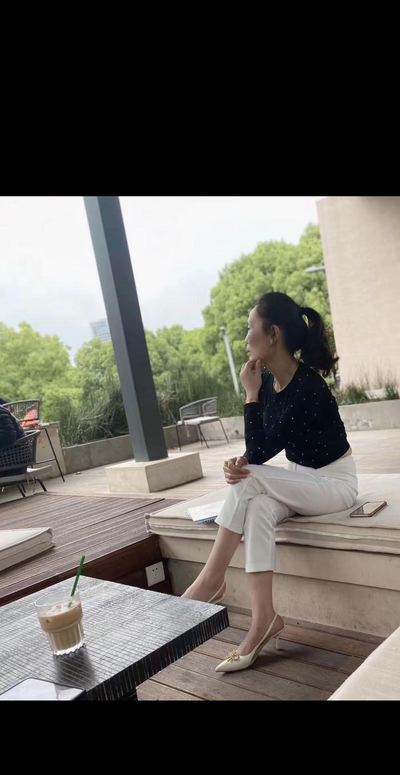 留下岁的的痕迹，慢下来看世界記錄自己的足迹，享受阳光享受生活