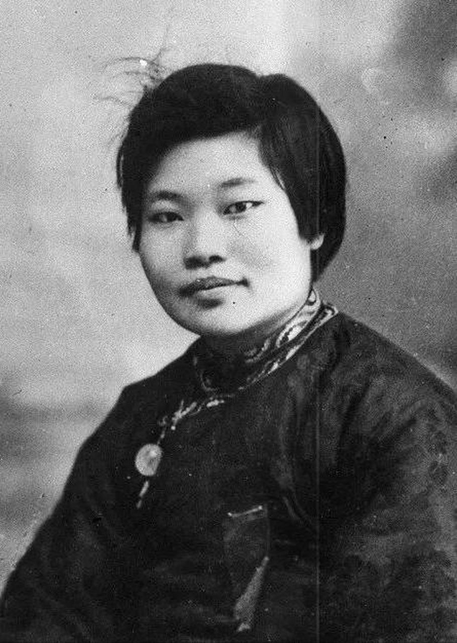 很少有人知道，这个在酷刑面前半步不退的女子，是民国初年最早站出来为千万女性争尊严