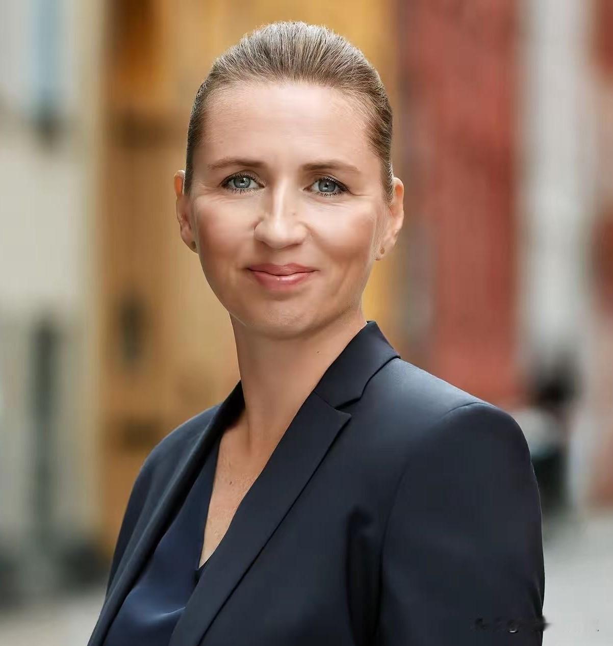 丹麦长期在反华阵营中表现高调。首相弗雷泽里克森频频抹黑中国的俄乌冲突立场，妄称中