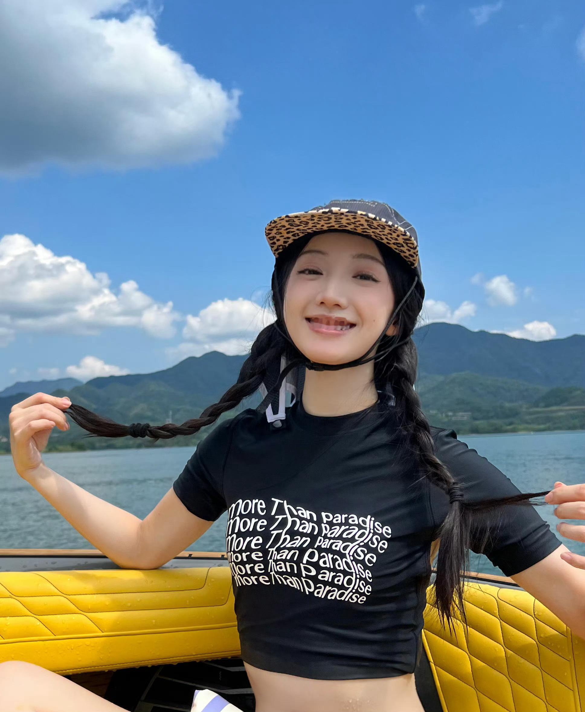 黄羿千岛湖冲浪🏄🏻‍♀️​​​