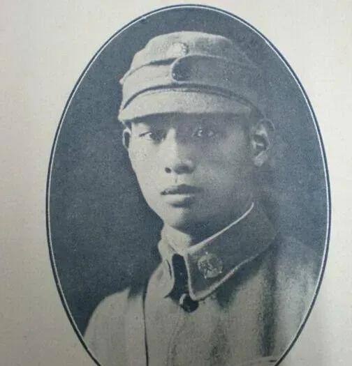 1939年，国军营长被日军包围，师长大惊，连忙组织人员营救，谁知营长却说：“日军