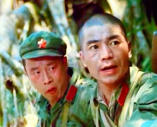 1984年，战斗英雄杜海山被妻子告上法庭，妻子含泪控诉：每月70块钱的工资，他只