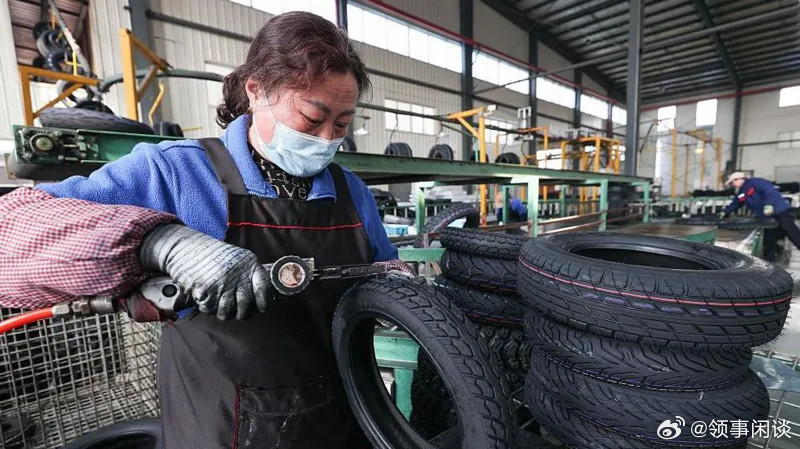 【特朗普加征关税，而中国今年前两个月的出口仍大幅增长】（BBC）尽管中美贸易关系