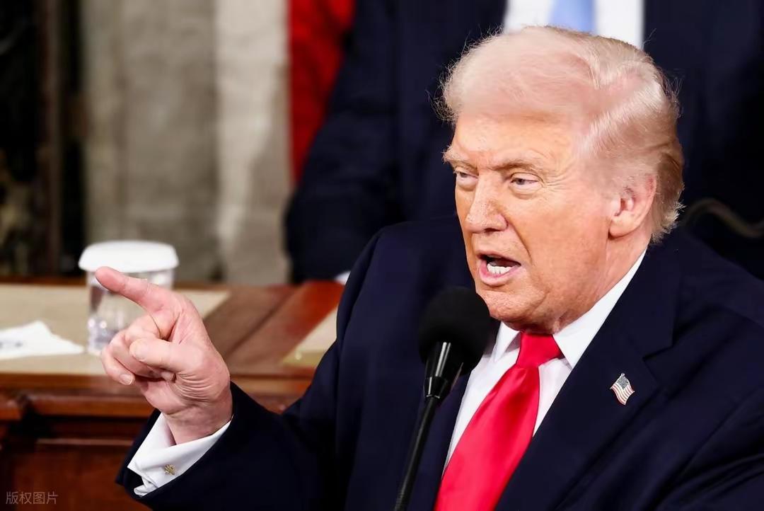 395票全票通过！美国亮出金融核选项，想把中国逼成下一个俄罗斯？美国国会近