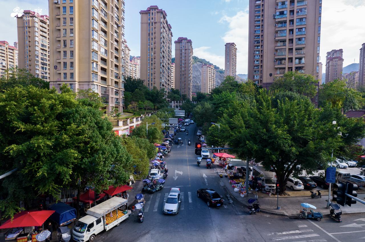 农历七月不买房8月楼市成交非常惨淡，我都挂蛋了。这除了天气热，购房者懒得看房以