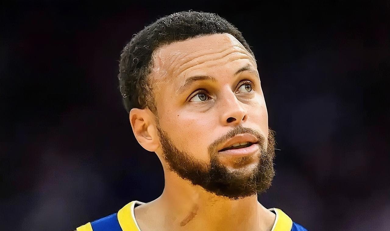 库里终于要复出了，勇士球迷的天亮了！今日勇士将在客场挑战雷霆。赛前，科尔接受采