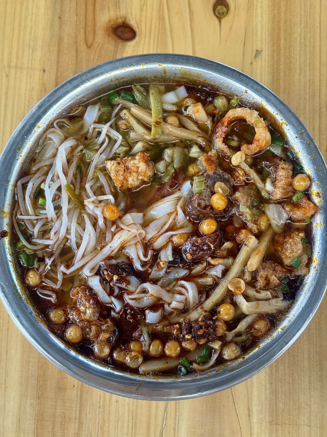 只有柳州人才能懂早上一碗烫粉的舒服程度吧