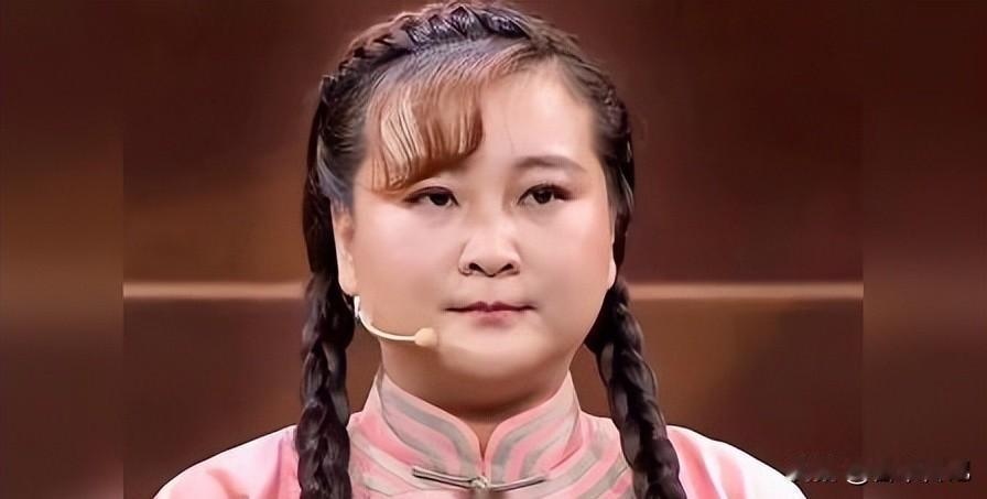 贾玲瘦了100斤，却丢了最重要的东西？32岁杨紫一出手就破23万评论这年头，