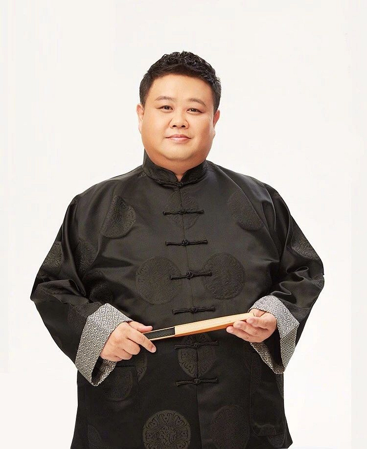 当年，相声大师李文华在临终前把孙越托付给姜昆，说孙越喜欢相声，但是姜昆却把孙越介