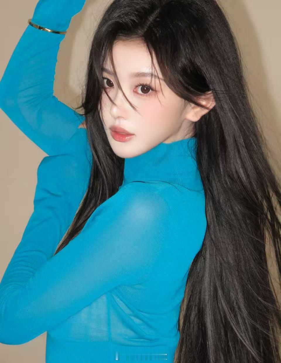 孔雪儿被保安吓到孔雪儿被吓到飙韩语孔雪儿被保安吓到飙韩语了哈哈哈哈！给孔猪猪吓到