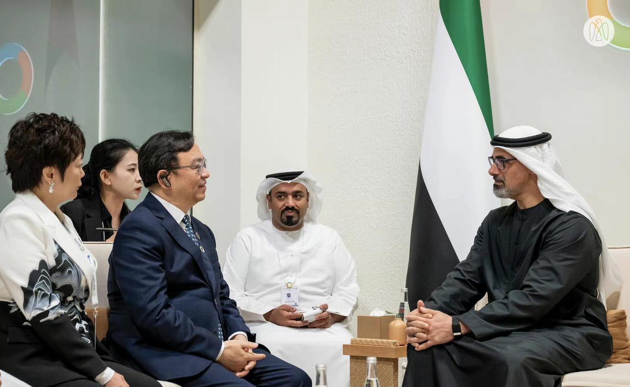 王传福真的乐坏了，阿联酋王储特意会见了他！其实，比亚迪在国际上的名声是非常好的，