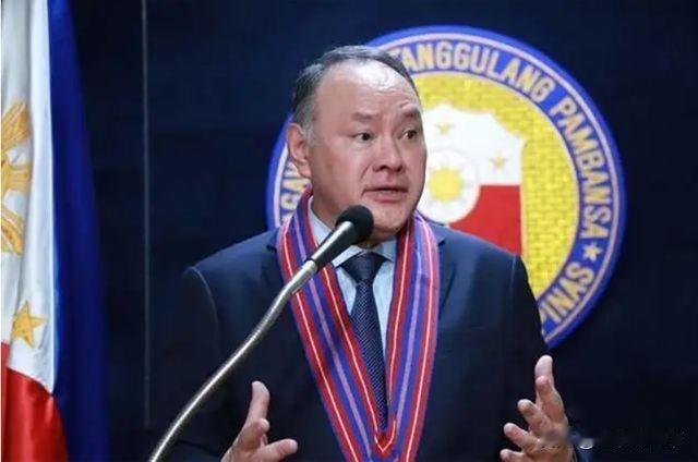 特奥多罗又出来放狠话了，批评中国不接受南海仲裁就是“虚伪行径”。说来说去，还