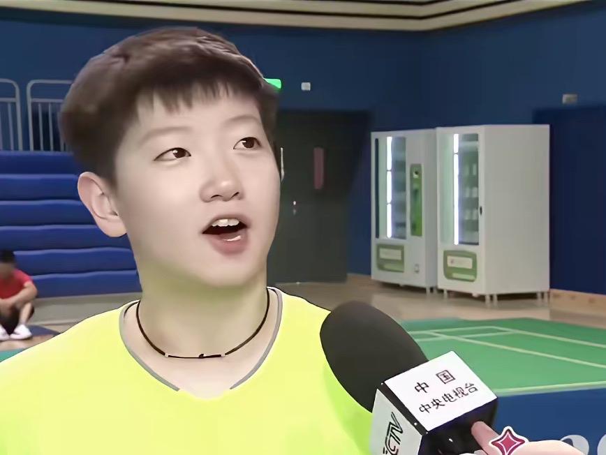被莎莎可爱的性格迷倒了！当时被问道莎莎你是什么性格时，没想到莎莎竟脱口而出：