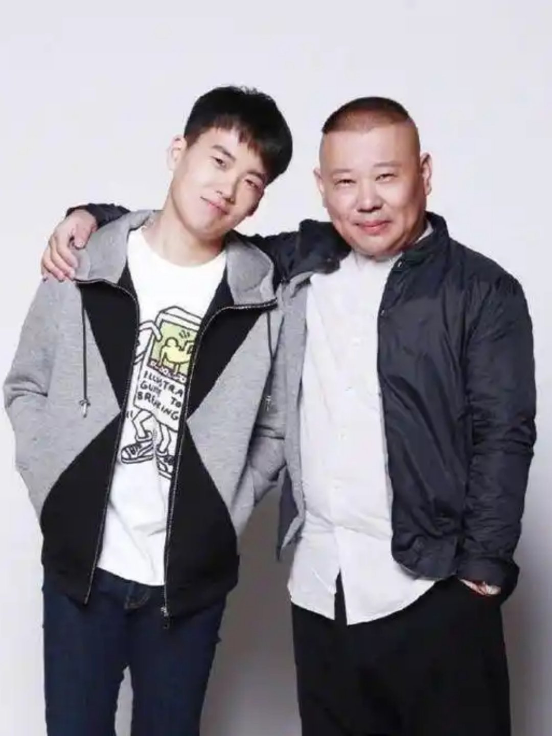 郭麒麟为拍戏拒绝接班德云社德云社班主郭德纲透露德云社接班人问题。老郭无奈的说，