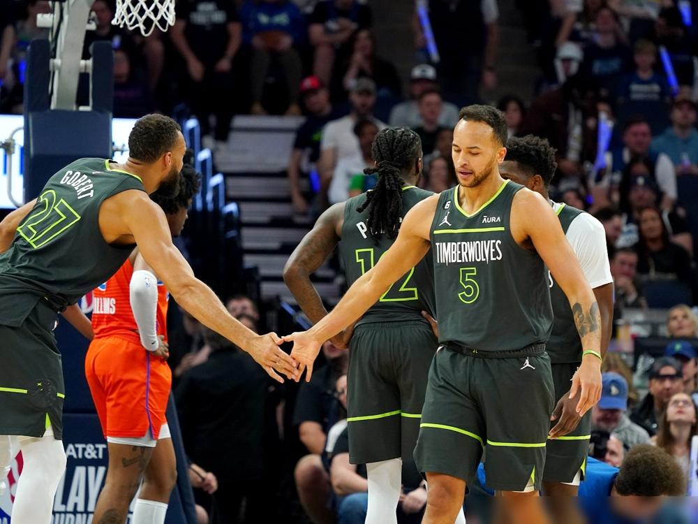 李凯尔人还没站稳，灰熊就甩手不要了？打了4场，他却反手拒绝了总冠军掘金！你