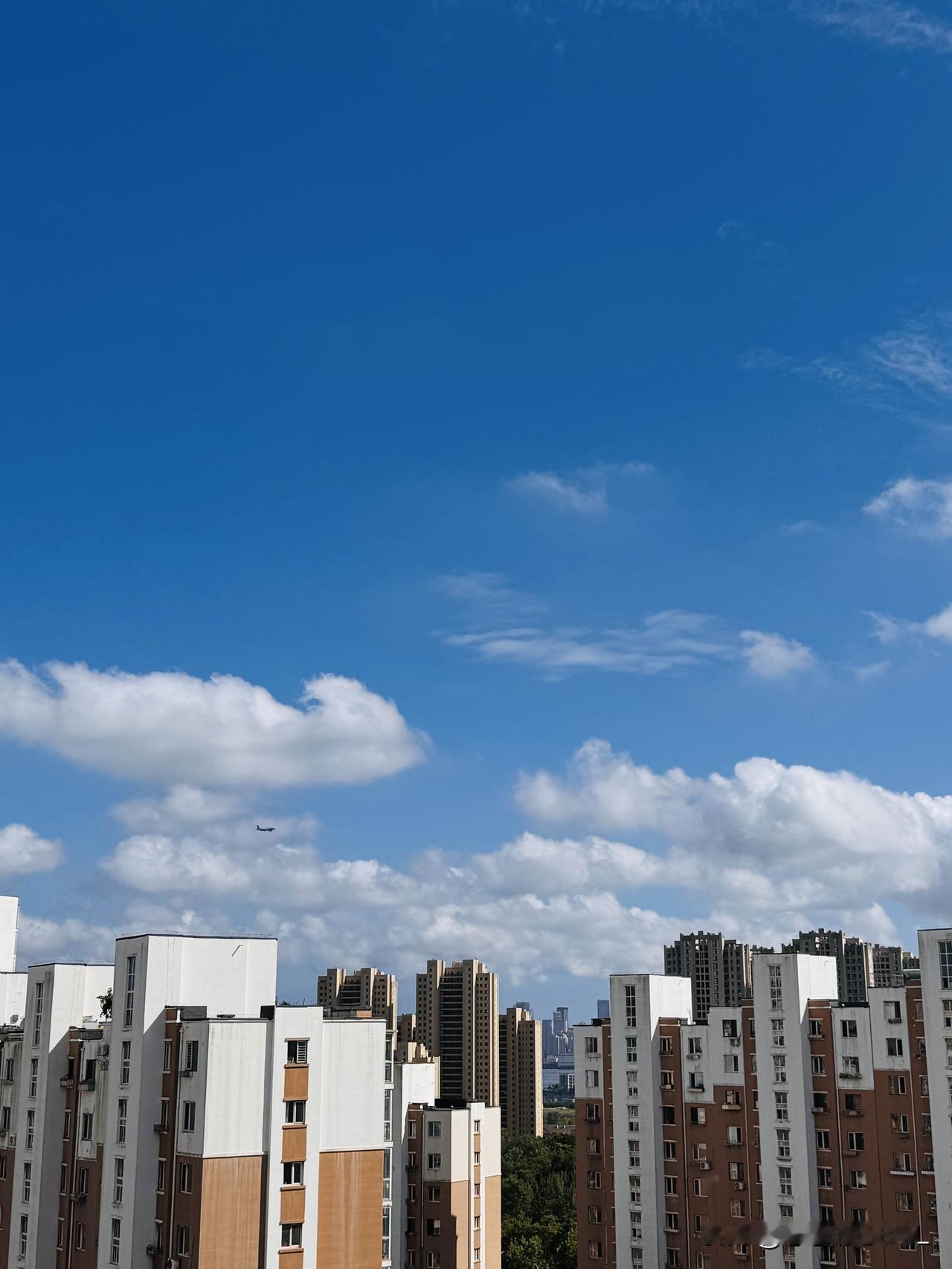 今天才知道：“园”是刚需房“苑”是安置房“馆”是小型楼盘“府”是轻奢住宅