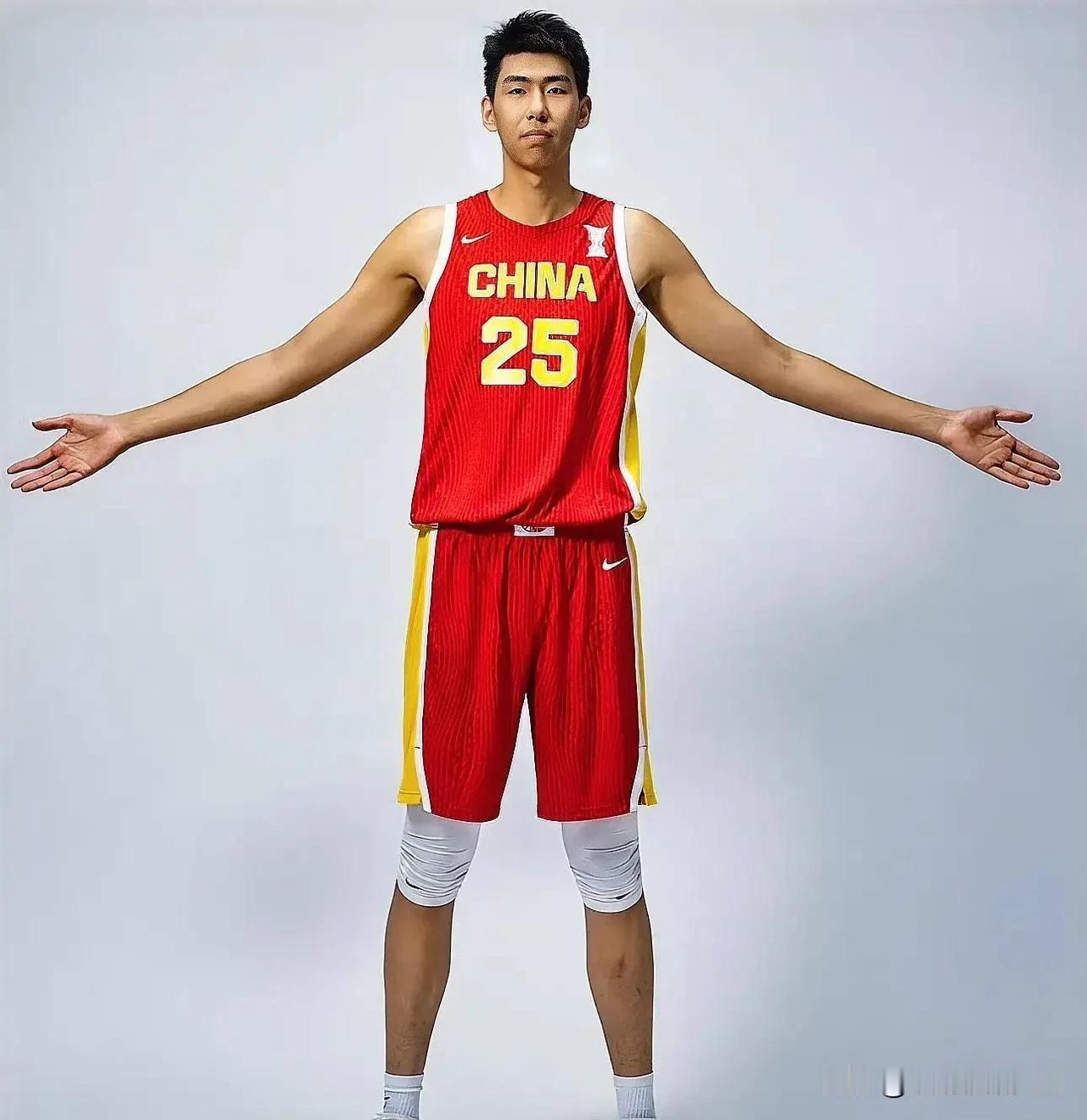 全运会男篮广东拿了成人组、U22、U18的冠军，但是唯一一点令人失望的一个人不得