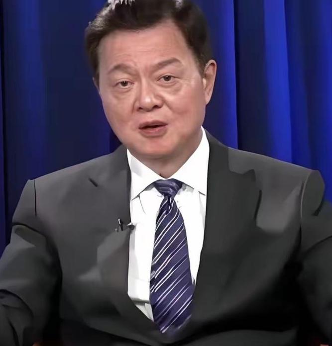 大陆刚砍掉惠台红利，台湾工厂就坐不住了！爱国人士周锡玮早把话撂下：中国就是台湾最