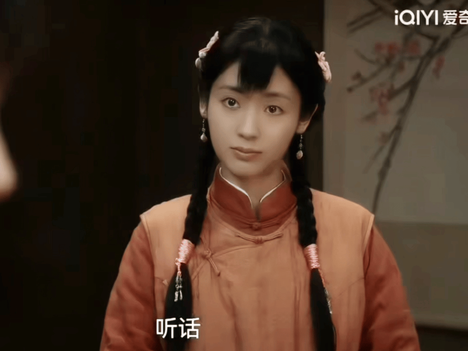 邢菲上桌《生万物》苏苏必须夸！邢菲演得自然到像在演自己，灵气劲儿拿捏得刚刚好，不