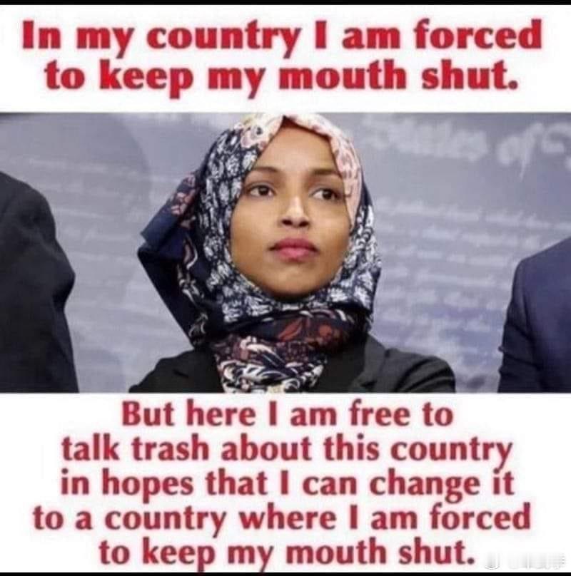 这个女人是蠢还是坏？