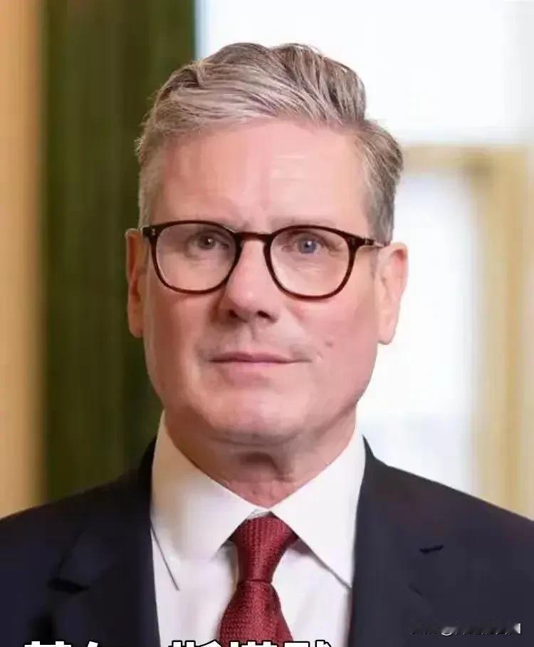 刚刚到中国，英国首相就迫不及待发文！斯塔默1月28日发文说：“已抵达中国——我