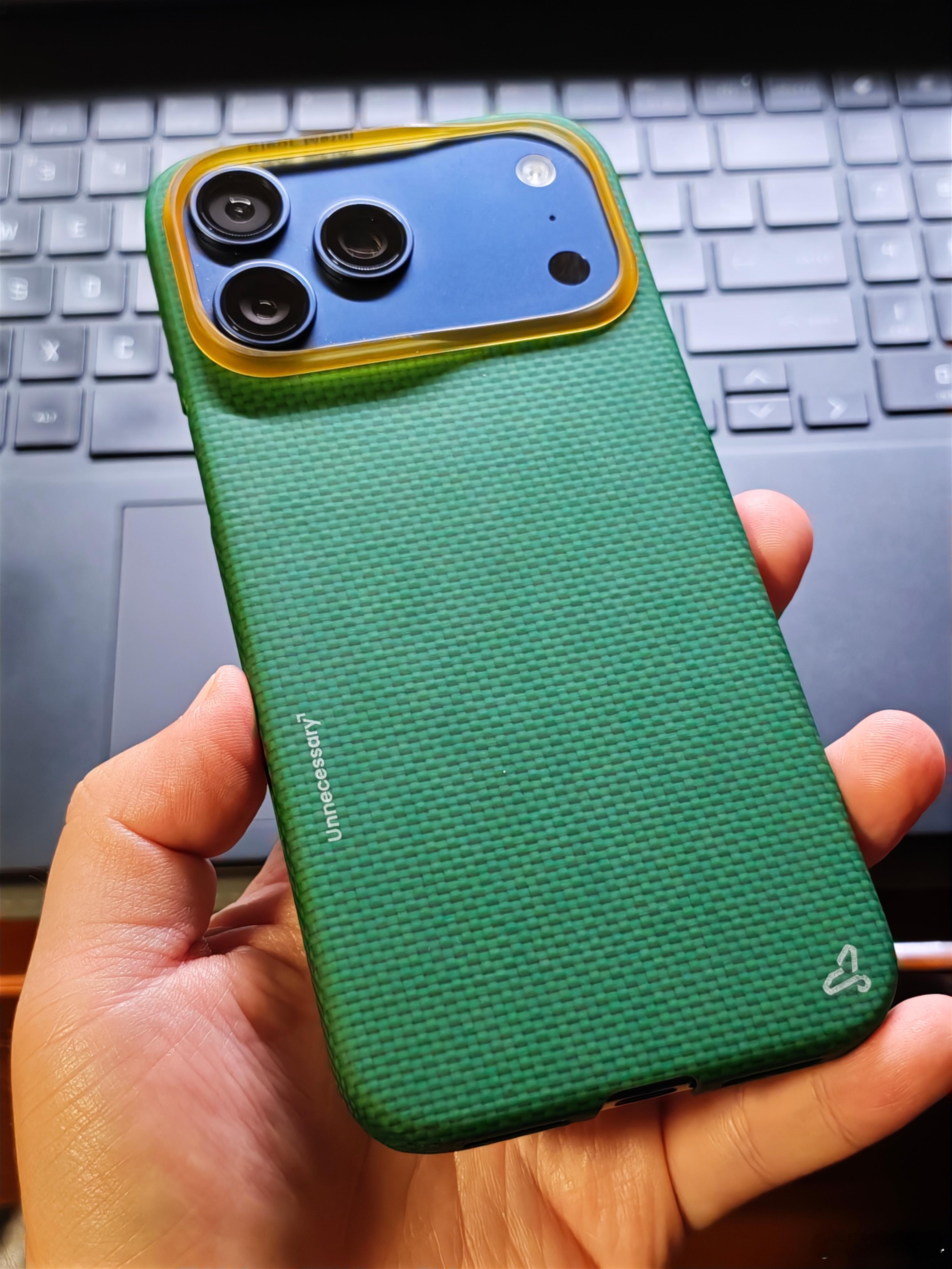 iPhone17国内销量曝光这销量太厉害了，为什么苹果能卖的这么好呢？它价格那
