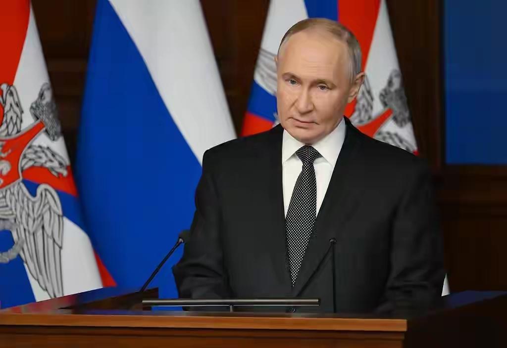 普京支持美国总统特朗普入侵格陵兰岛俄罗斯总统新闻秘书佩斯科夫证实，普京已通过