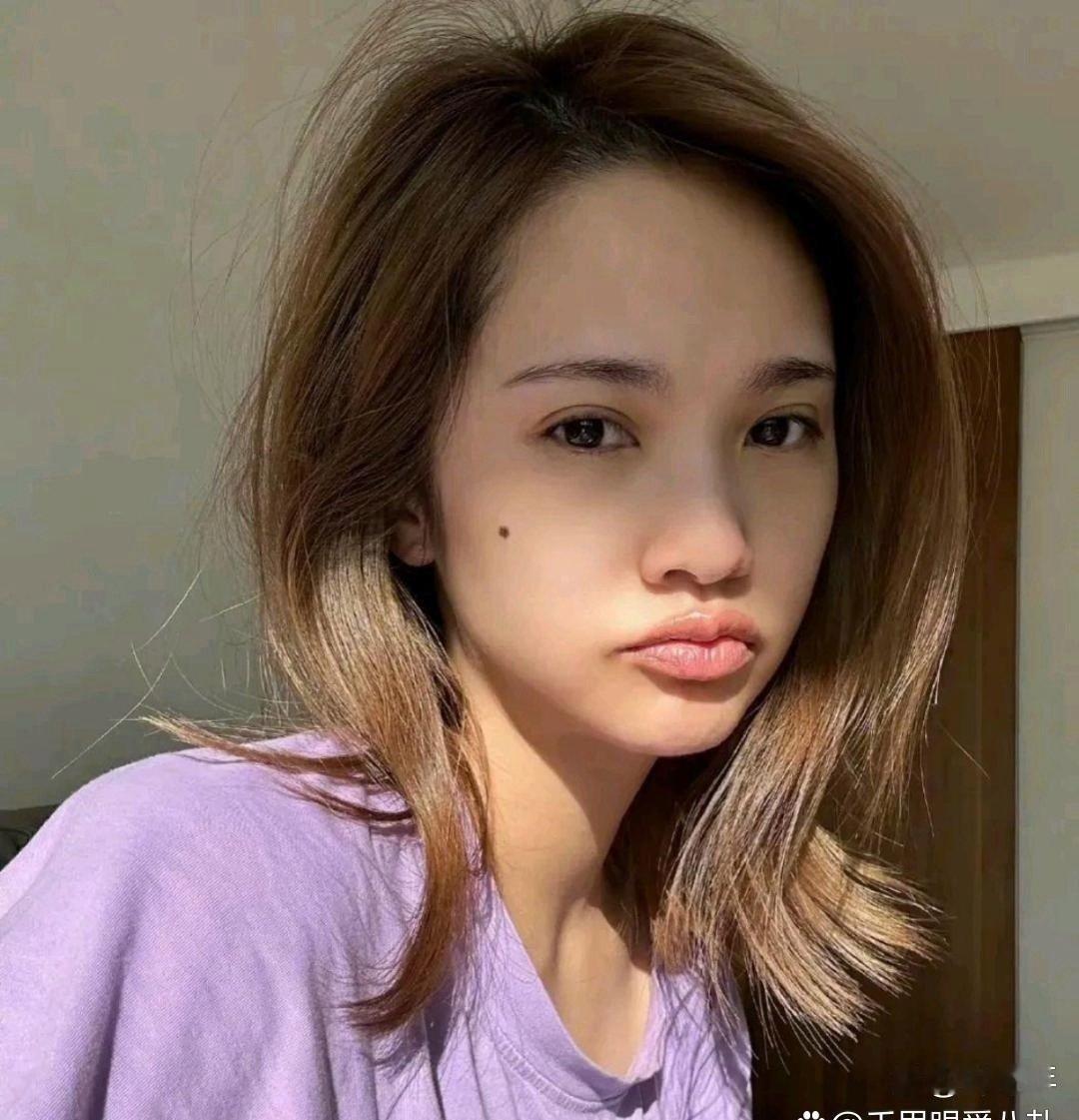 杨丞琳这‌素颜状态‎⁠也太能打了﻿吧，谁看‌了不‍得说一句绝啊？​
