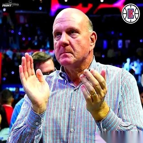 我以前真不信一个人能干翻一个队。总觉得那是漫画里才有的情节，是吹牛不上税。直