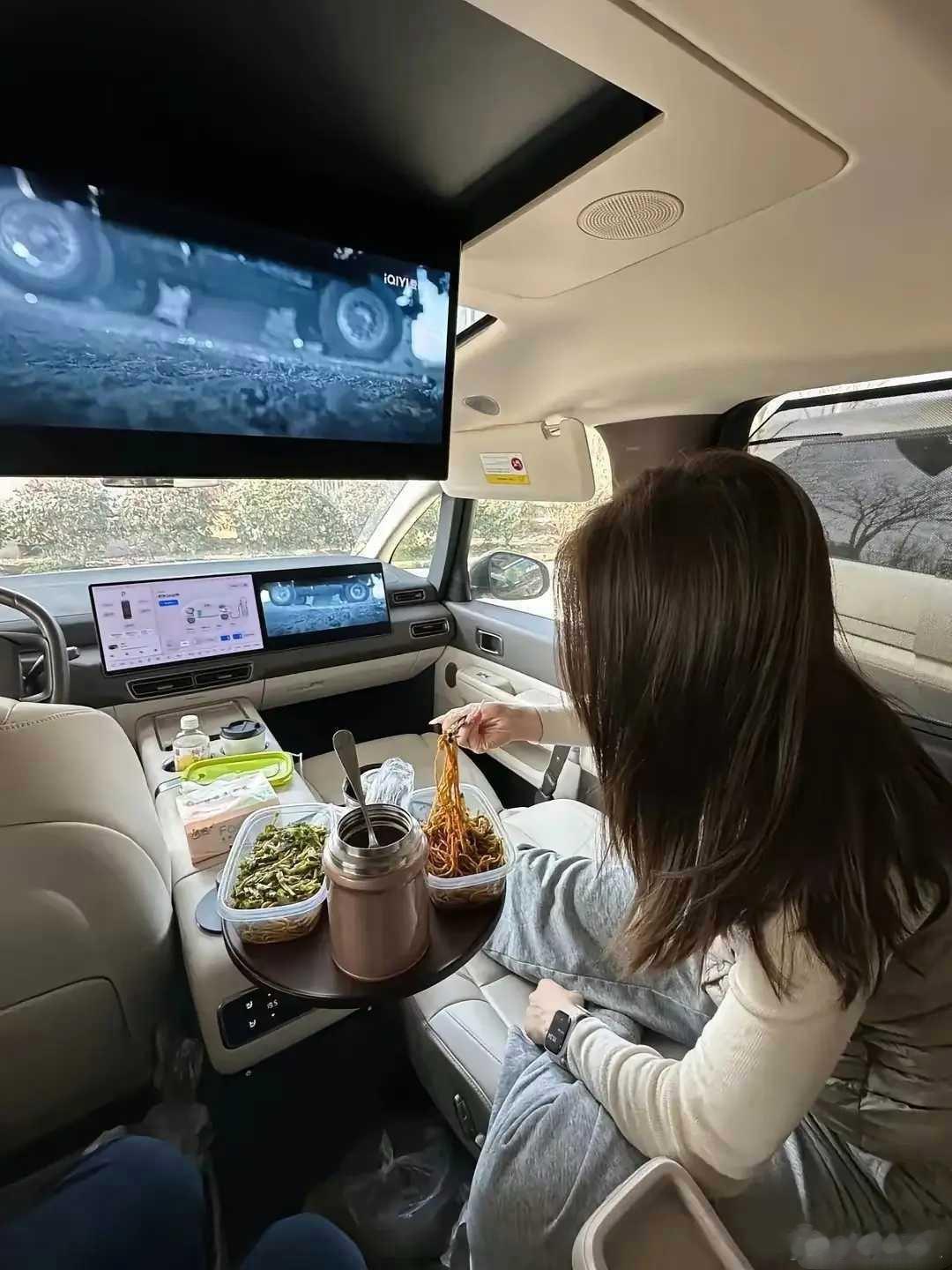 你们油车车主看了是不是很羡慕？