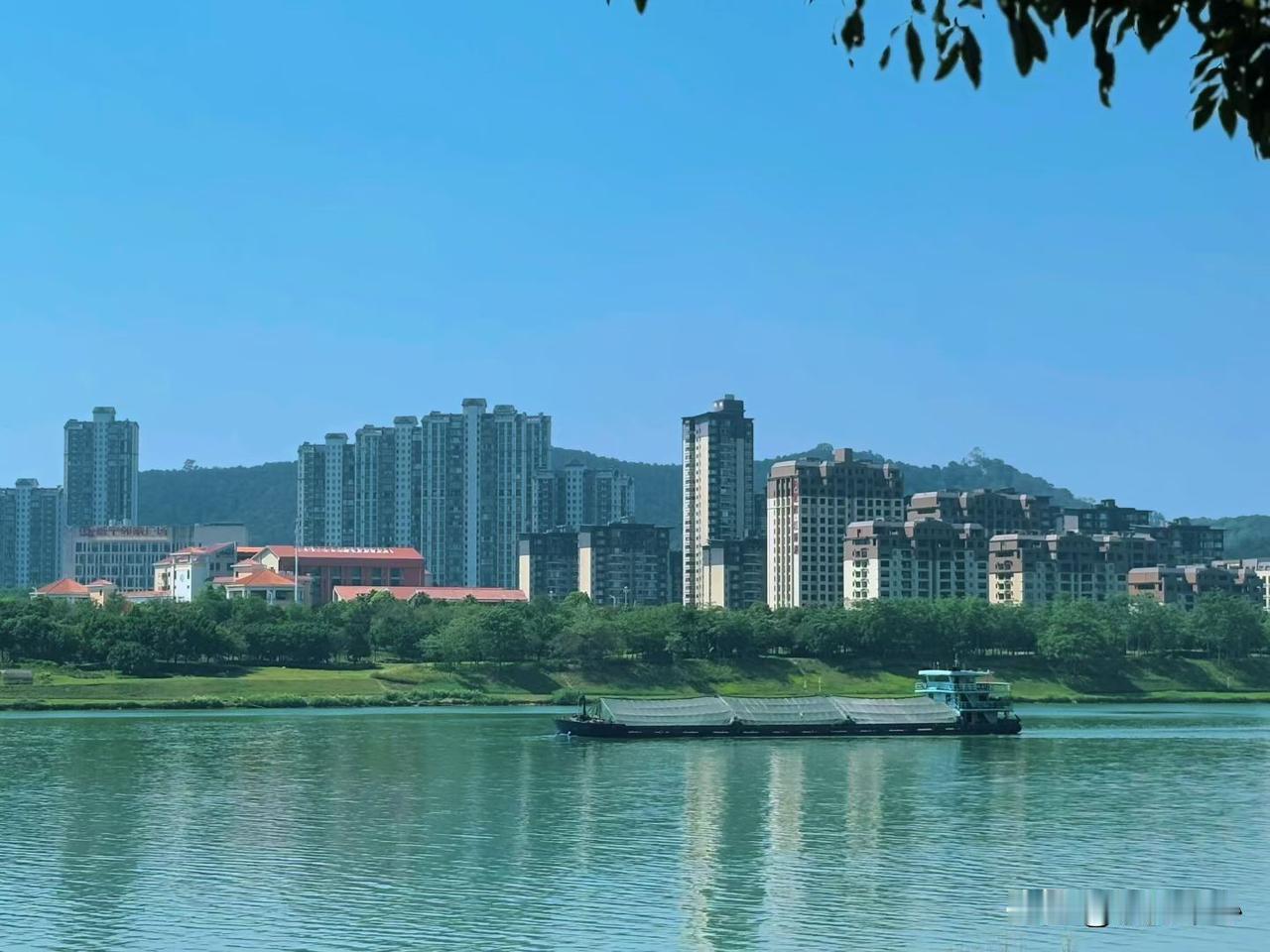 人生三败：人穷情深，家贫清高，势单心善1. 人生三败：人穷情深，家贫清高，