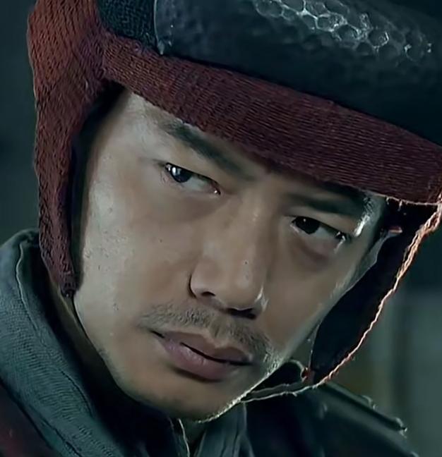 在看秦末汉初这段历史的时候，总有两个意难平，一个是项羽不肯回江东，另一个就是韩信