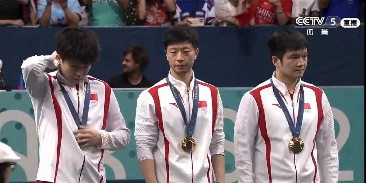 樊振东的“一退再退”打乱了刘国梁的梯队设想。很明显，让马龙樊振东带着王楚钦参加