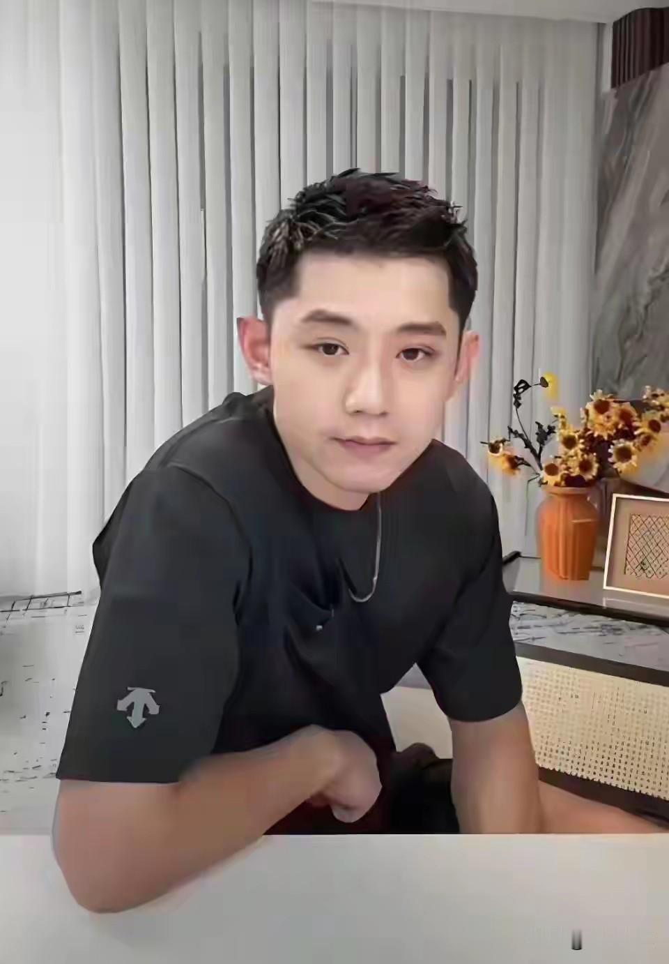 张继科直播说中国最强时代，又被怼了！他说:中国男乒从07年到17年，这十