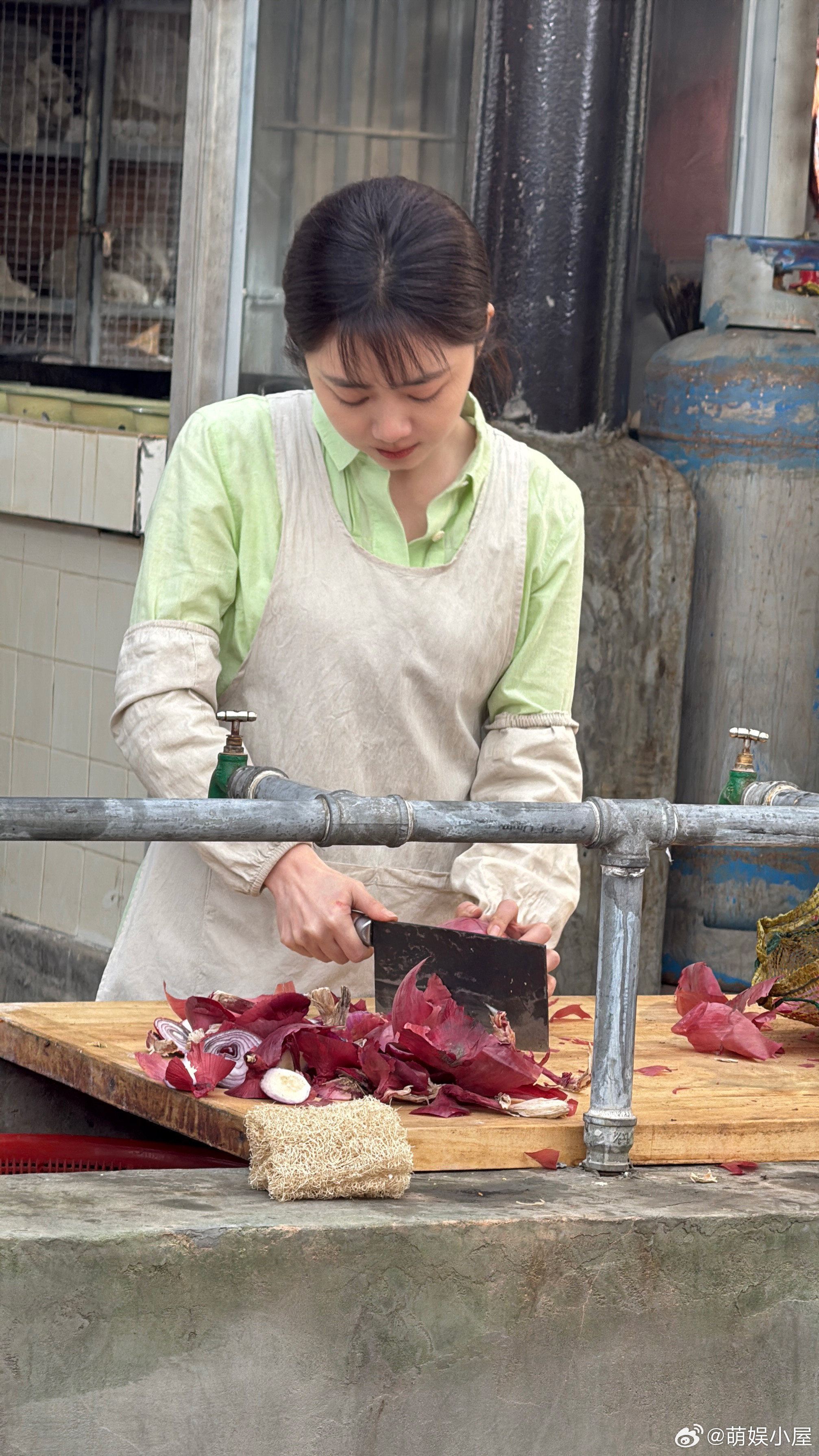 谭松韵新剧唱歌唱得坏谁被方婉之版《甜蜜蜜》笑晕🤣听完直接忘记原版，五音不全但