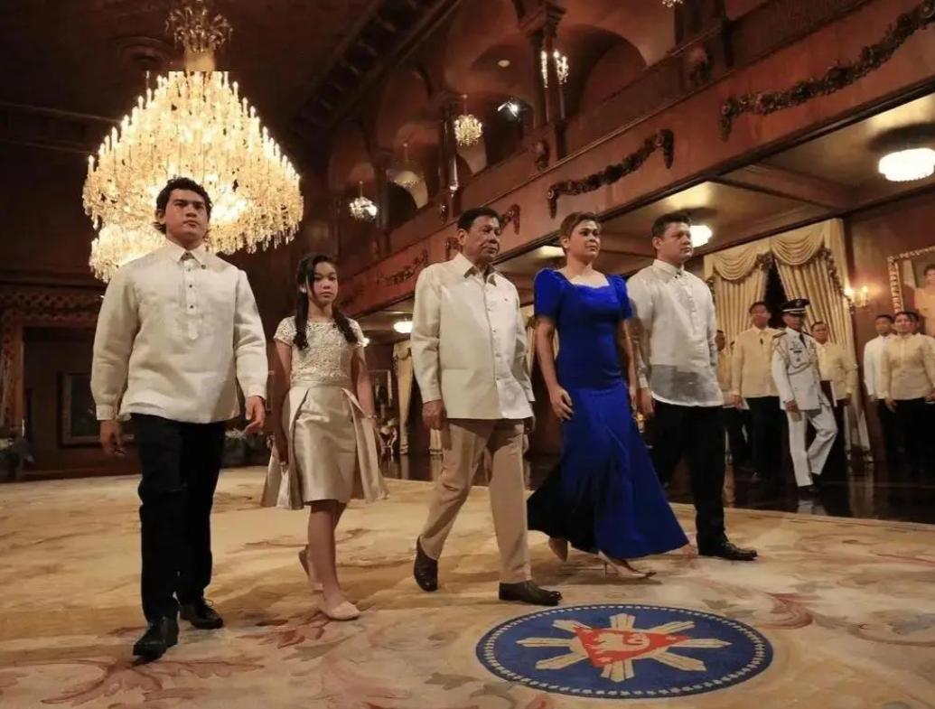 /菲最高法院终于出手了！28日，最高法院对外公布一份决议，要求老杜案件双方