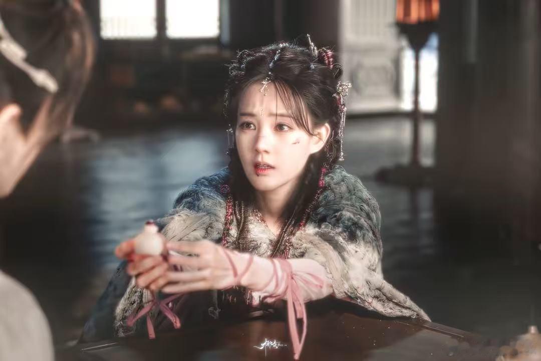 哭戏等来了最懂它的李一桐清瞳那段又甜又虐的哭戏，李一桐演得我心脏抽抽，这演技我很