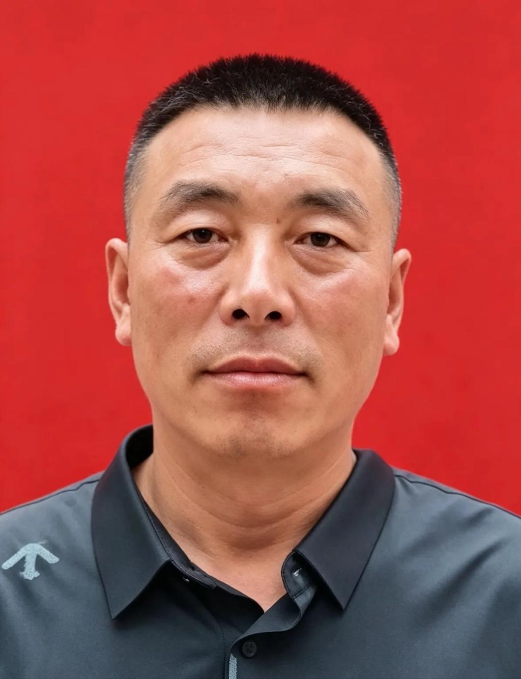韩昌，男性，1978年5月出生，汉族，家住河北省张家口市张北县二泉井乡大堆行政村